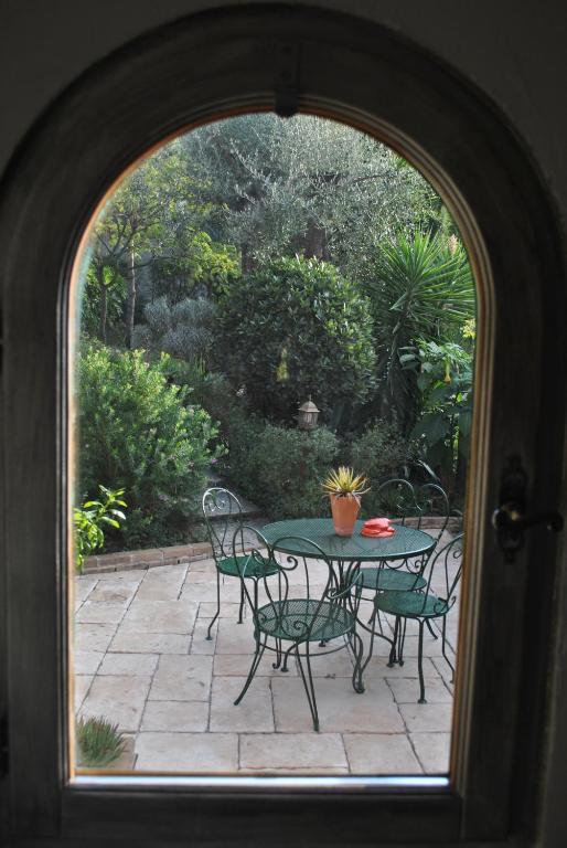 Sous L'Olivier Bed & Breakfast Menton Exterior photo